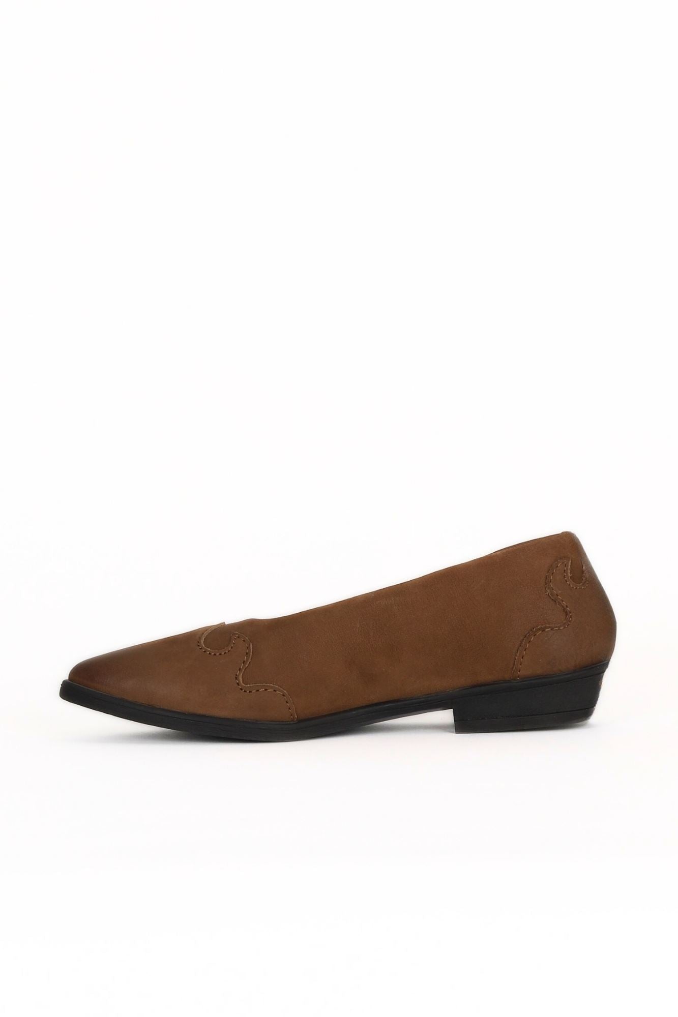 Bueno 's Structured Flat Ballerinas in black
