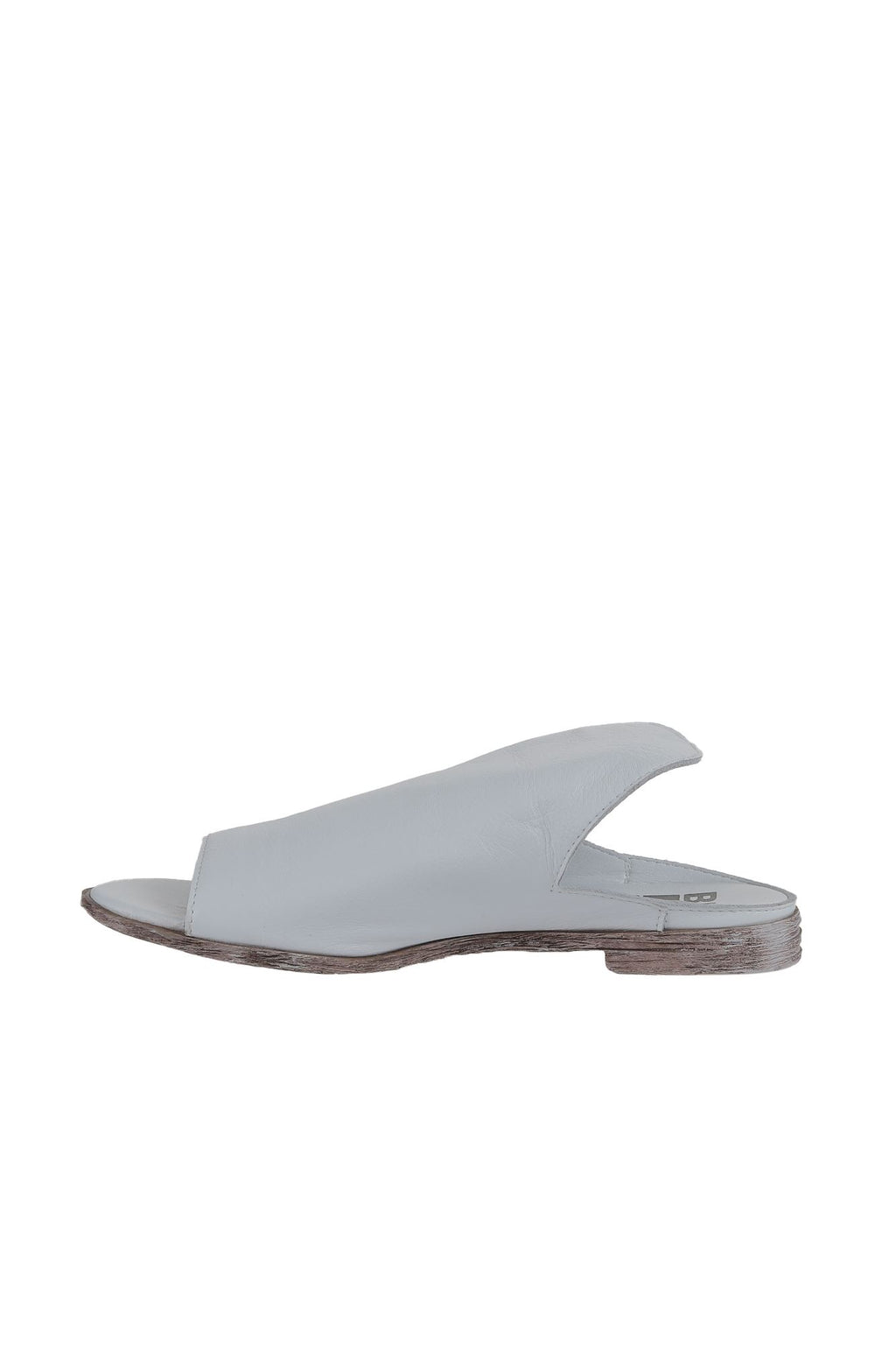 Bueno 's Narrow Lift Slide in white