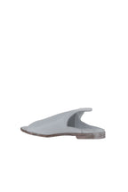 Bueno 's Narrow Lift Slide in black