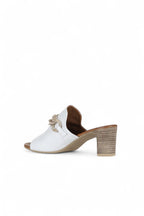 Bueno Women's Leather Heeled Slipper