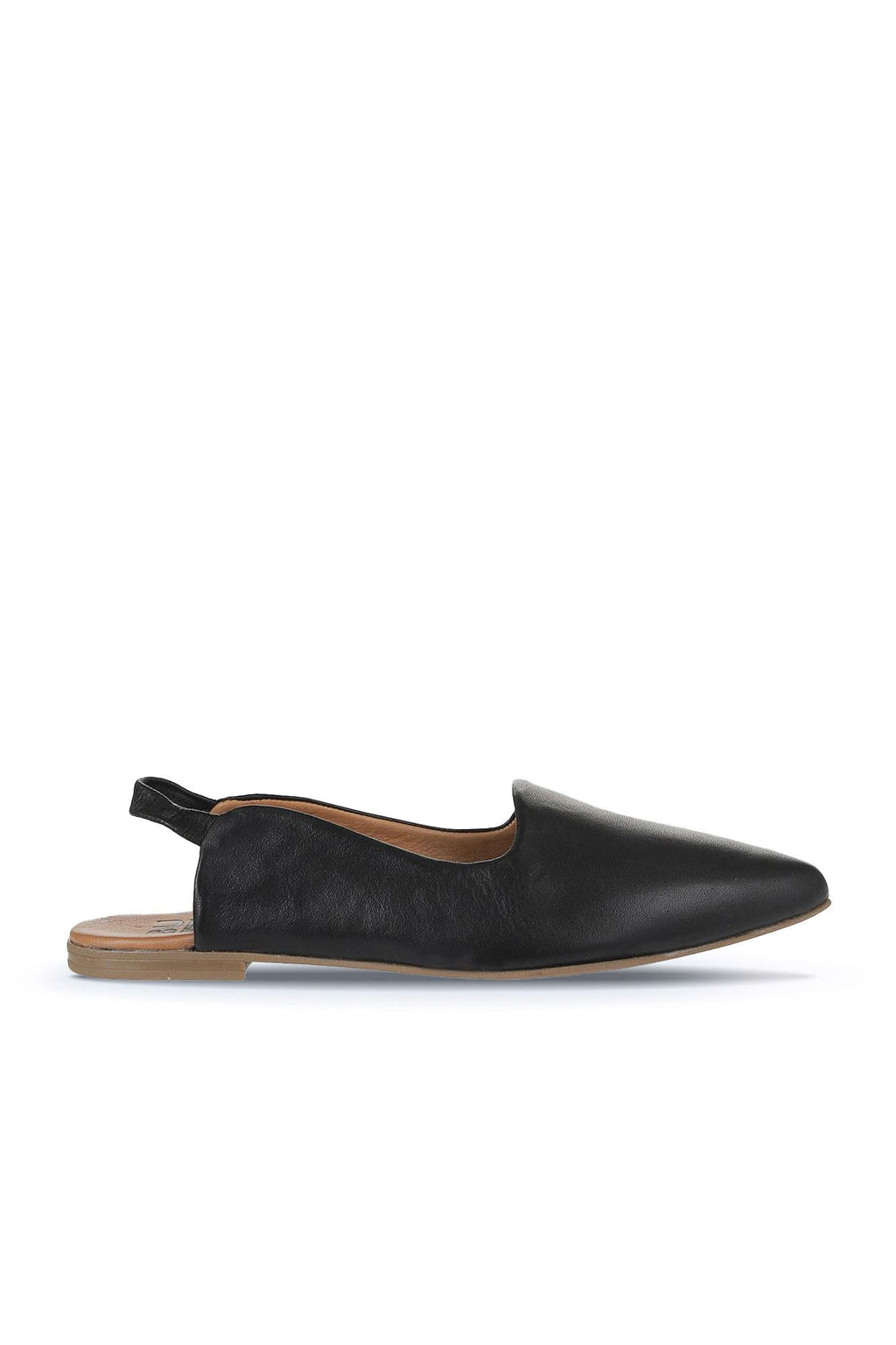 Bueno 's  in darkstone leather