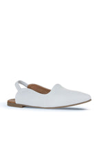 Bueno 's  in darkstone leather