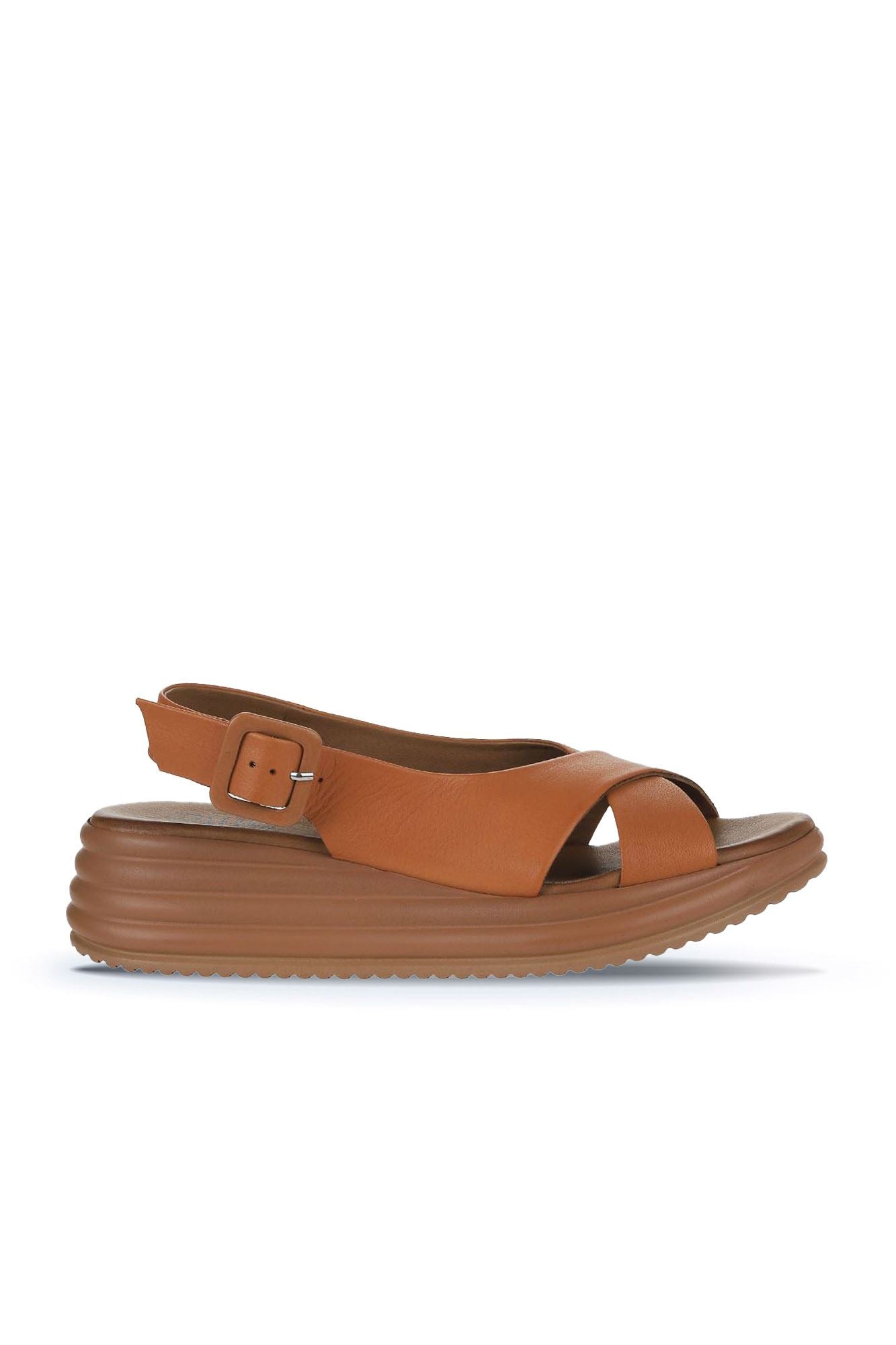 Bueno Women's Leather Wedge Sandal