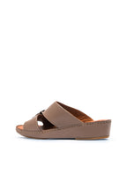 Bueno 's Everyday Comfort Slide in sand