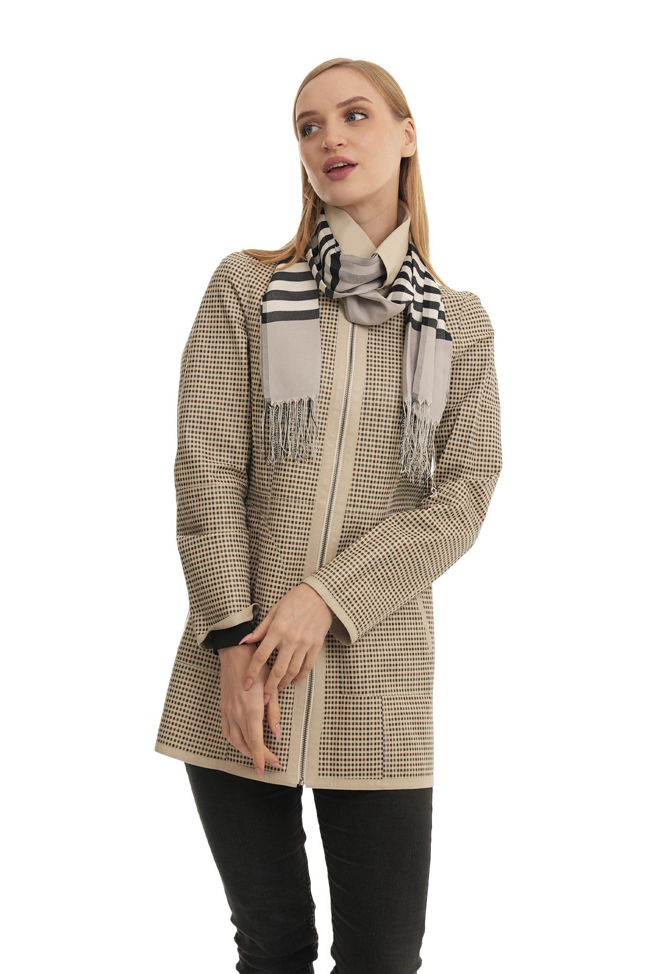 Bueno 's Long Leather Coat in mink leather