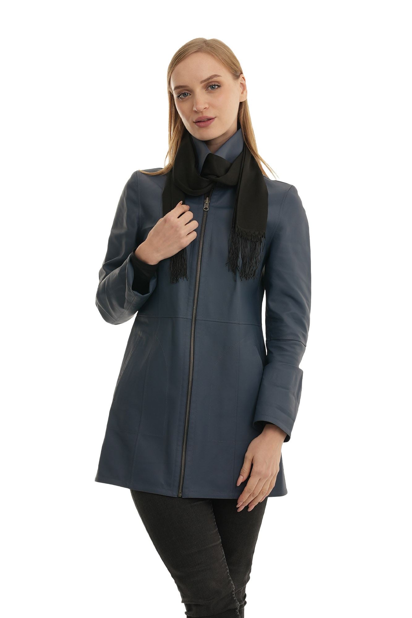 Bueno 's Long Leather Coat in beige leather