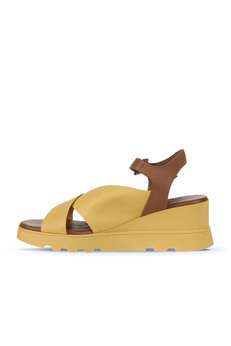 Bueno Women's Leather Wedge Sandal