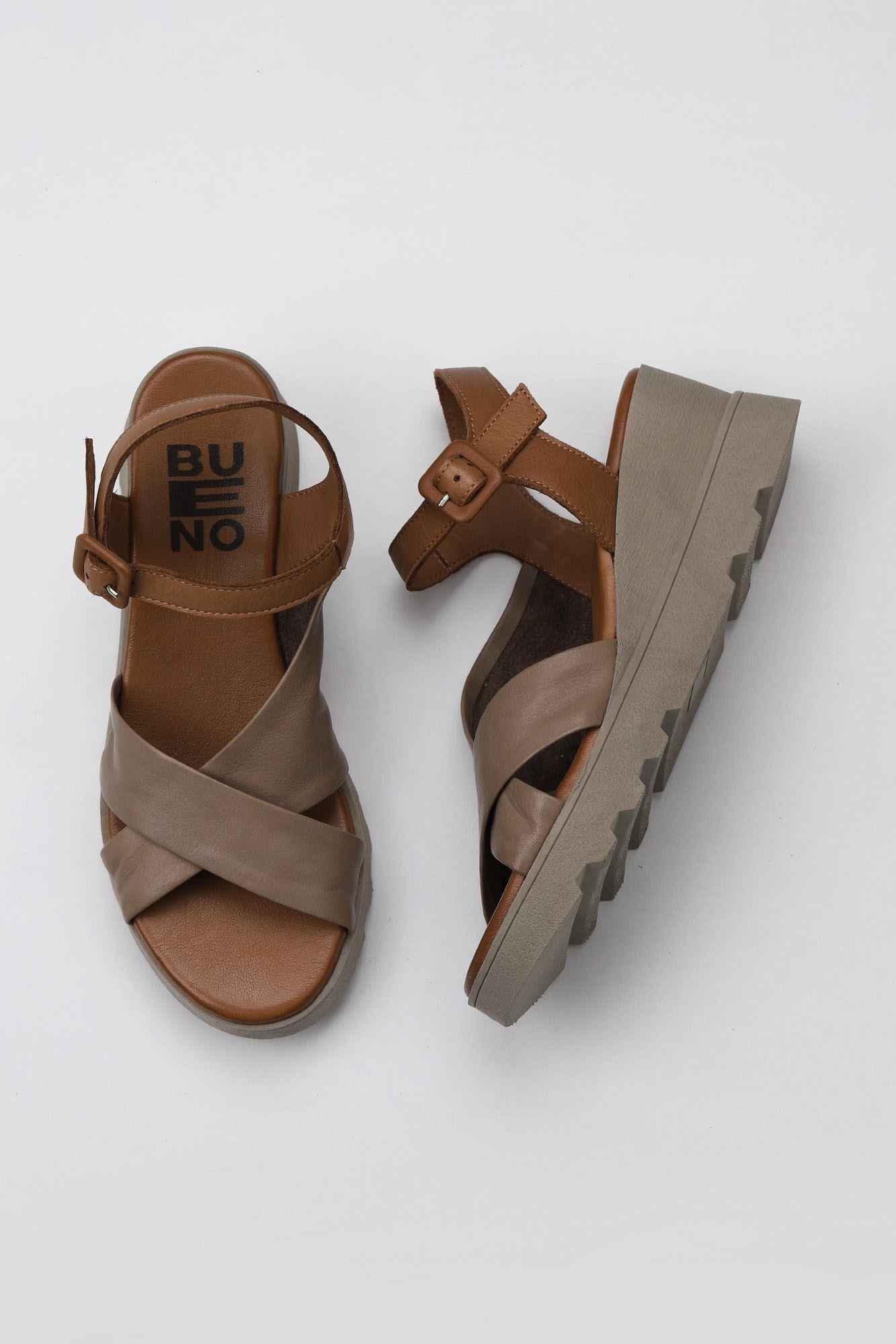 Bueno Women's Leather Wedge Sandal
