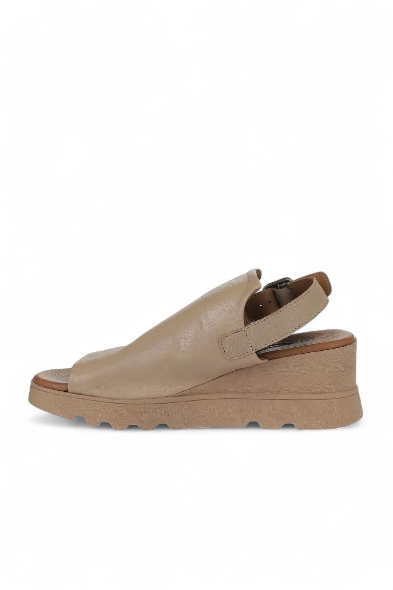 Bueno Women's Leather Wedge Sandal