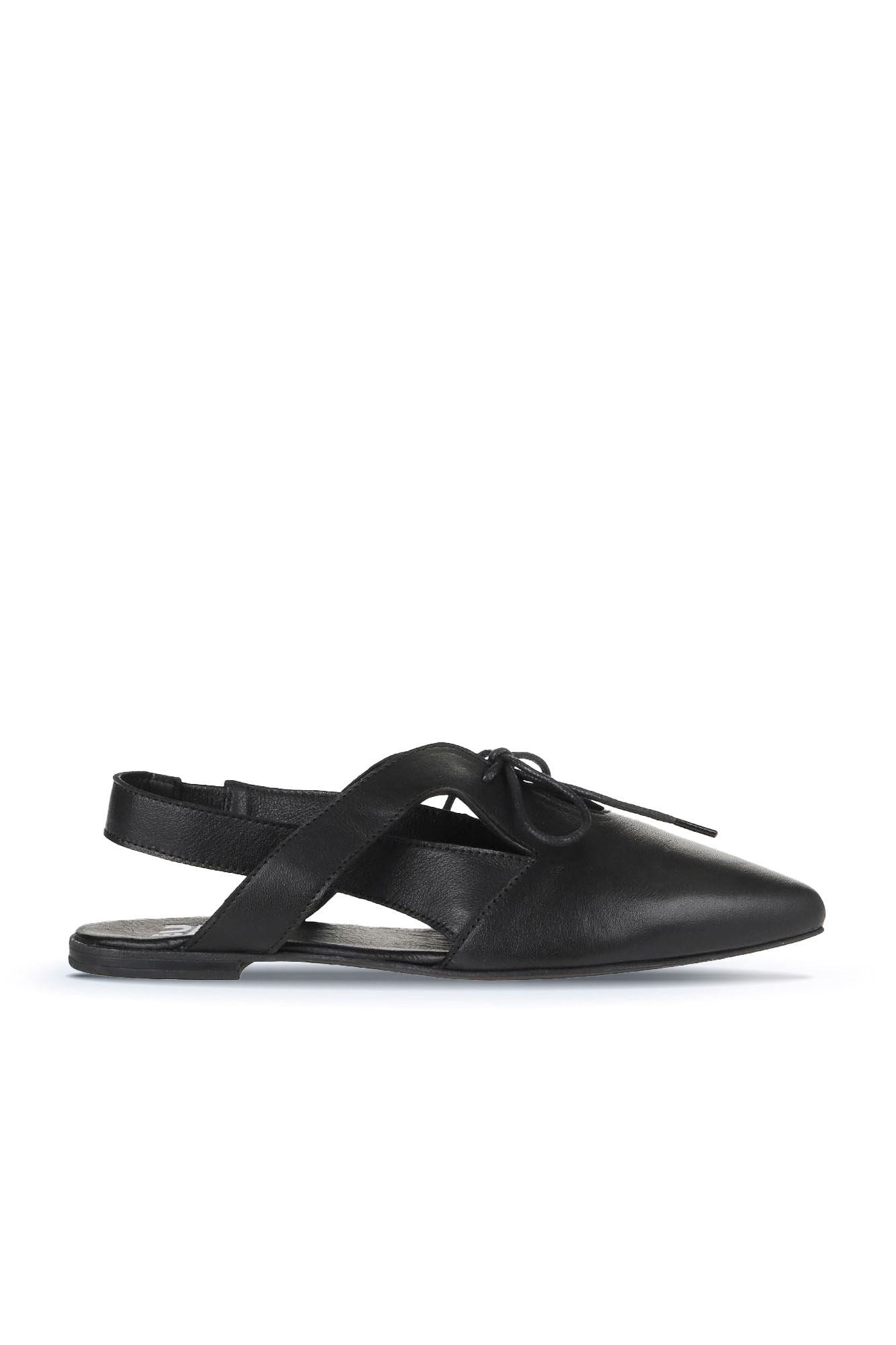 Bueno women's  in black leather