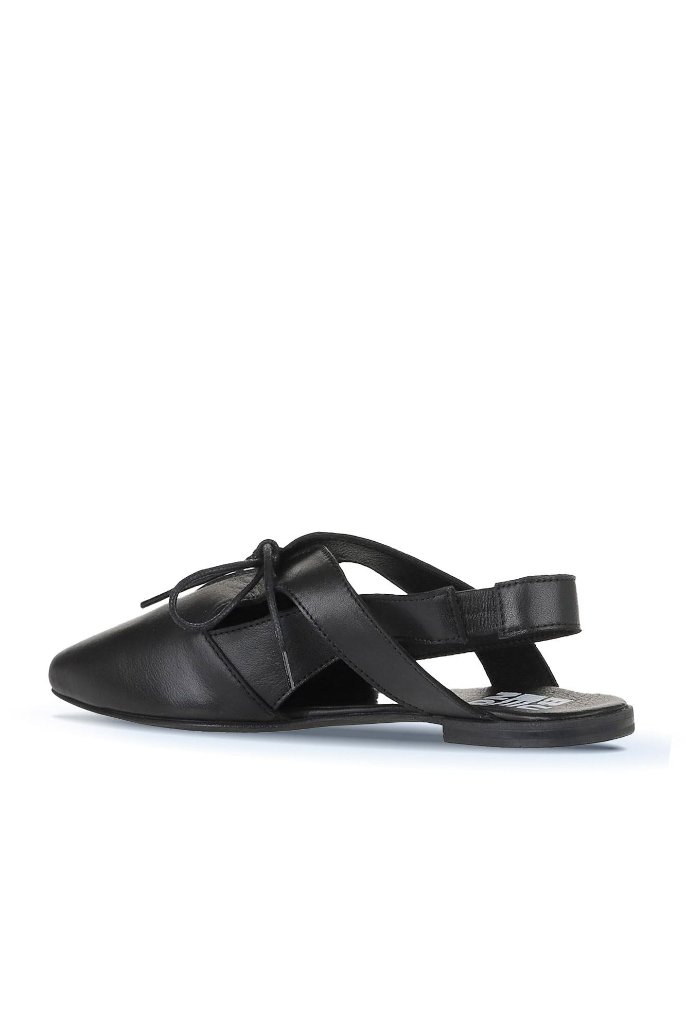 Bueno 's  in silver grey/black leather