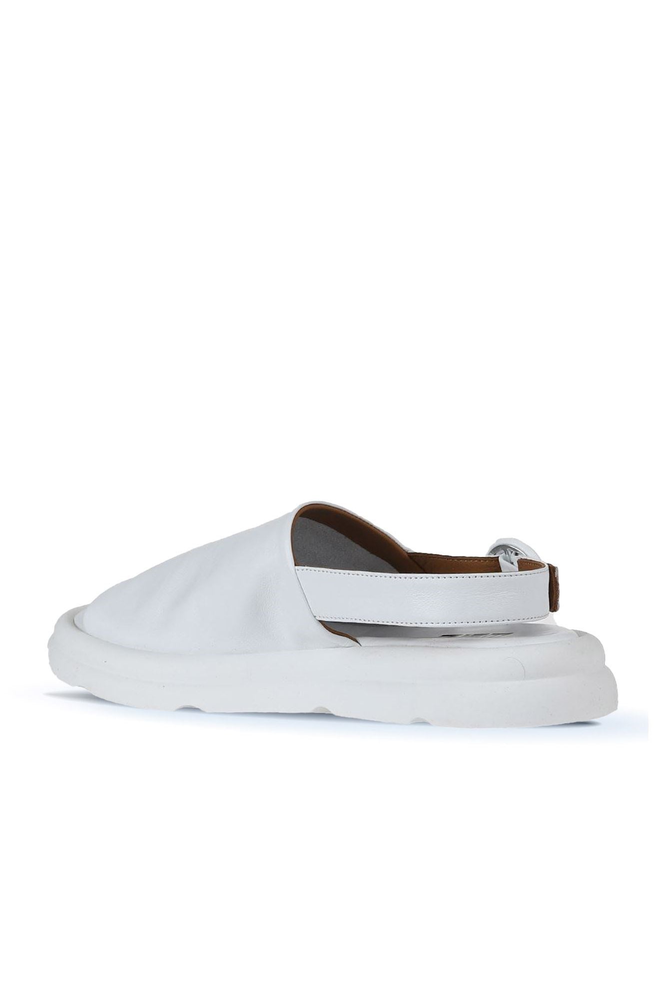 Bueno Women's Leather Flat Sandal