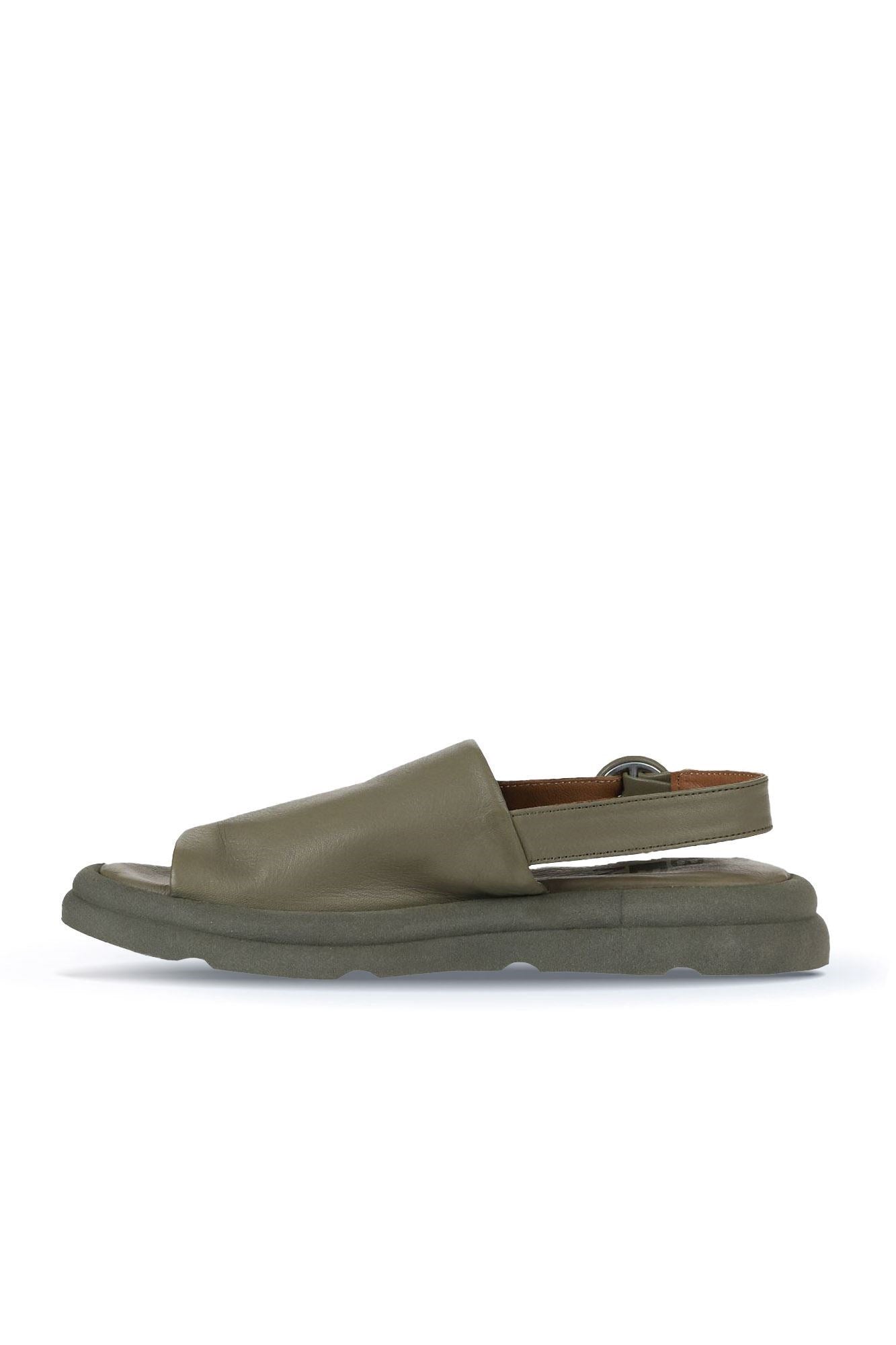 Bueno 's  in ecru leather