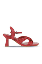 Bueno 's  in red leather