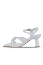 Bueno 's  in white leather