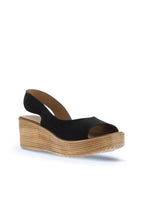 True Fit Wedge Sandal