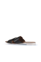 Bueno 's  in blue leather