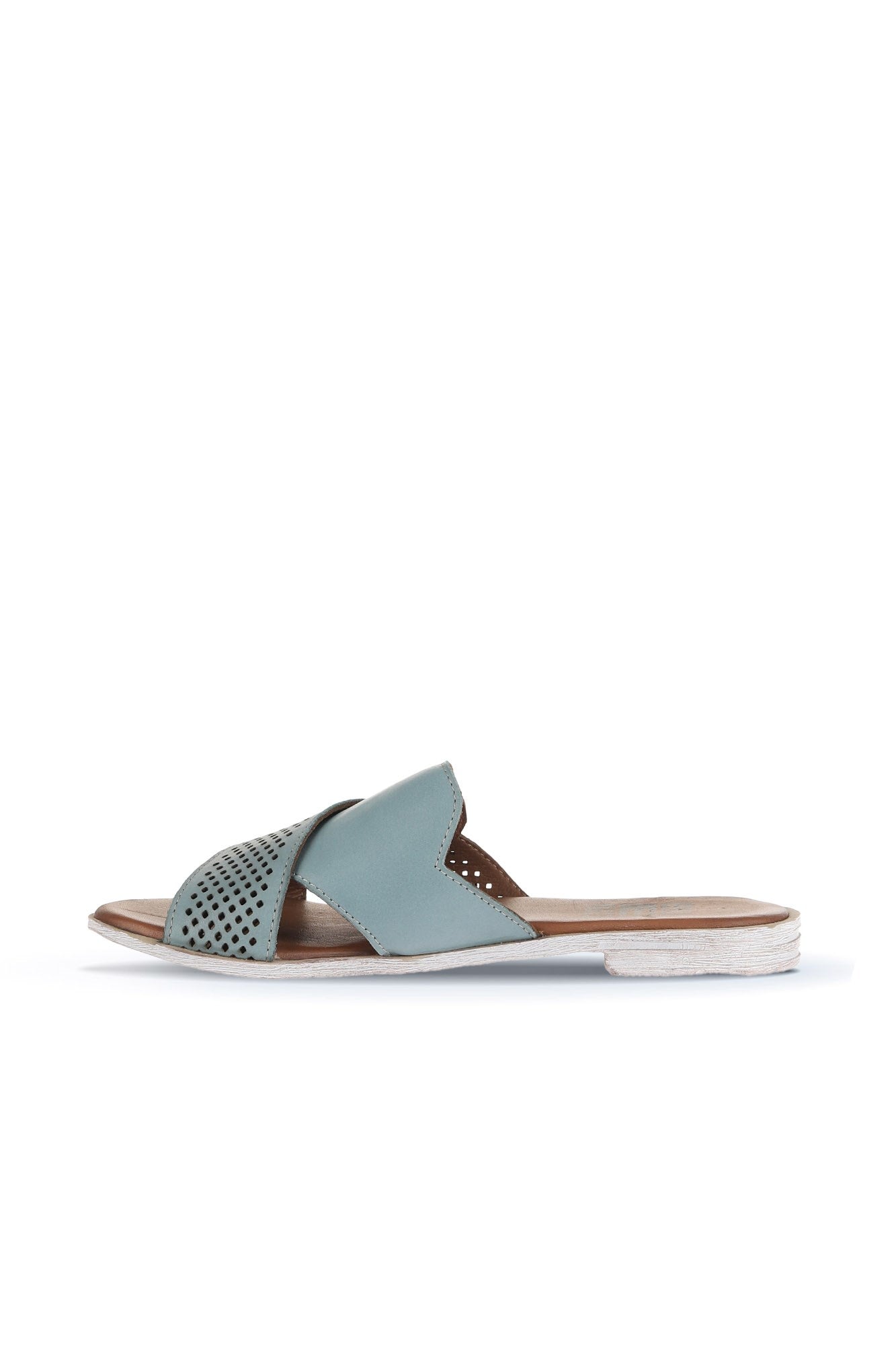 Bueno 's  in blue leather