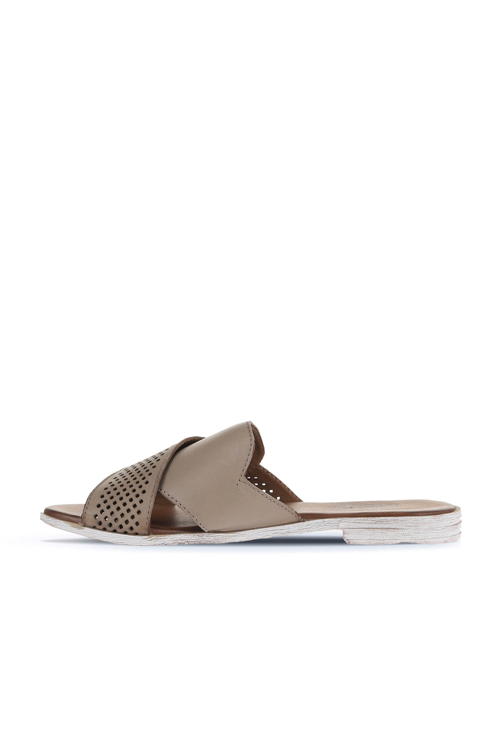 Bueno 's  in blue leather