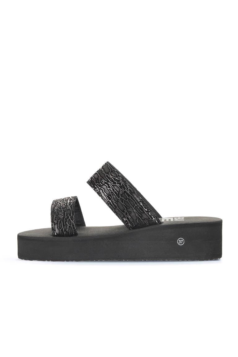 Bueno 's Patterned Wedge Slide in black platinum