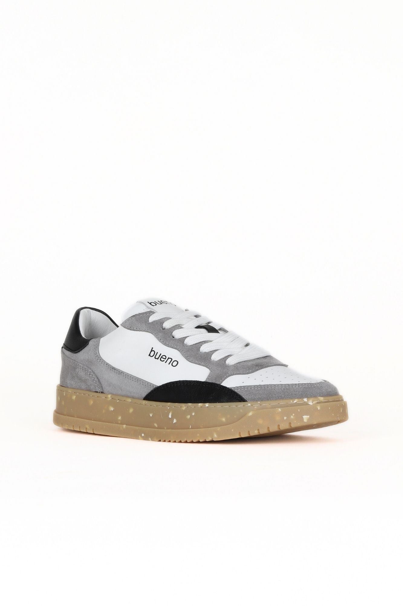 Bueno 's True Fit Daily Sneaker in white yellow leather