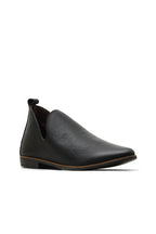 Bueno Women's Leather Low-Heel Shoe