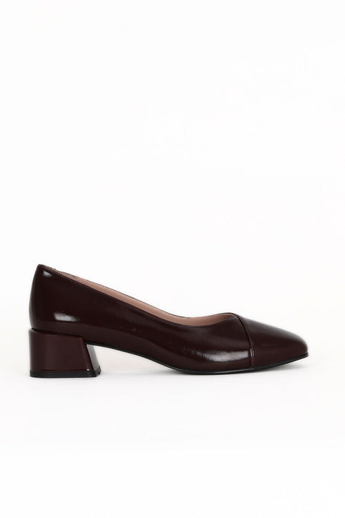 Bueno women's  in burgundy patent leather