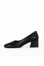 Bueno Women's Leather Heeled Shoe