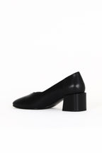 Bueno Women's Leather Heeled Shoe