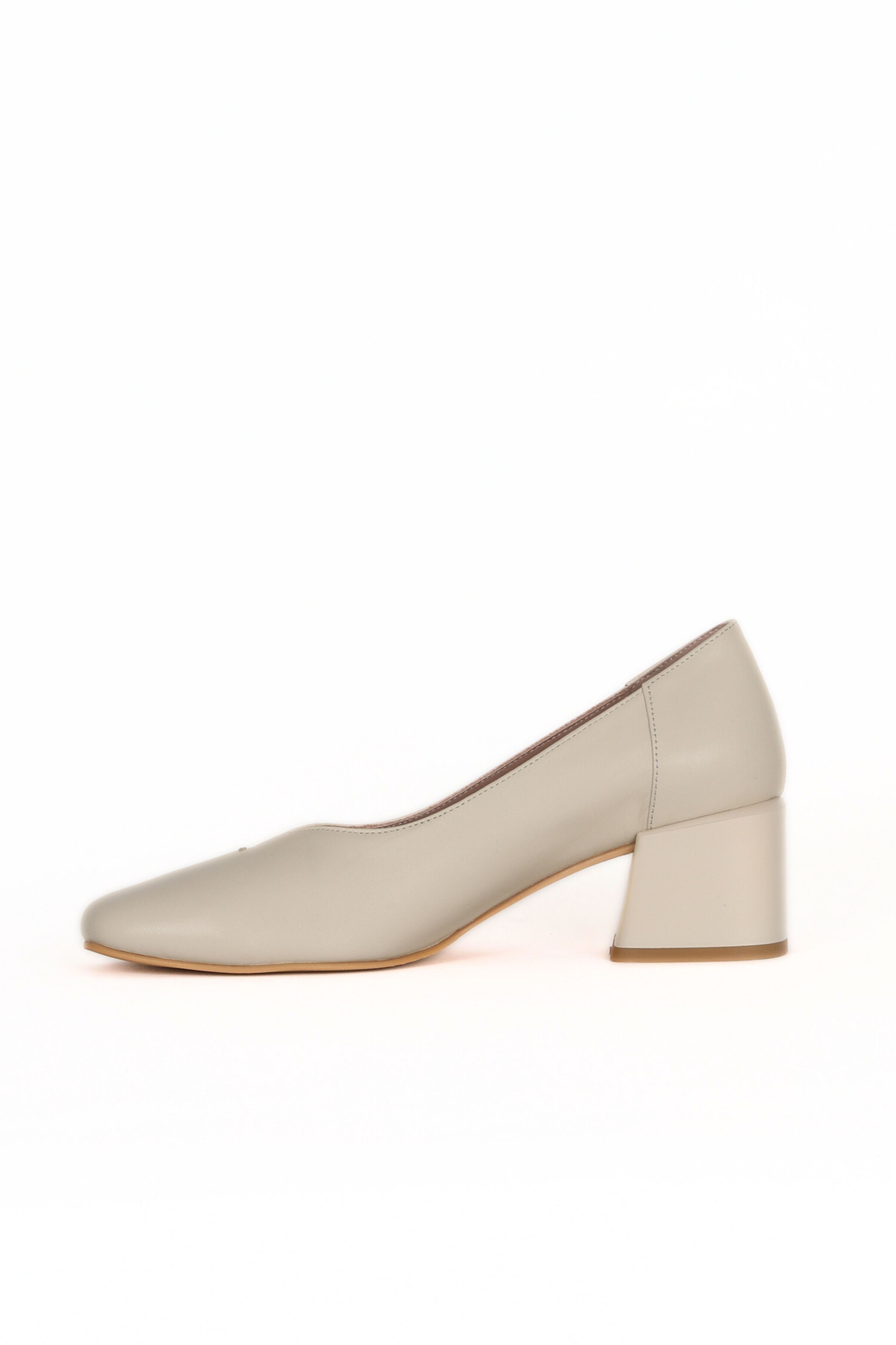 Bueno Women's Leather Heeled Shoe