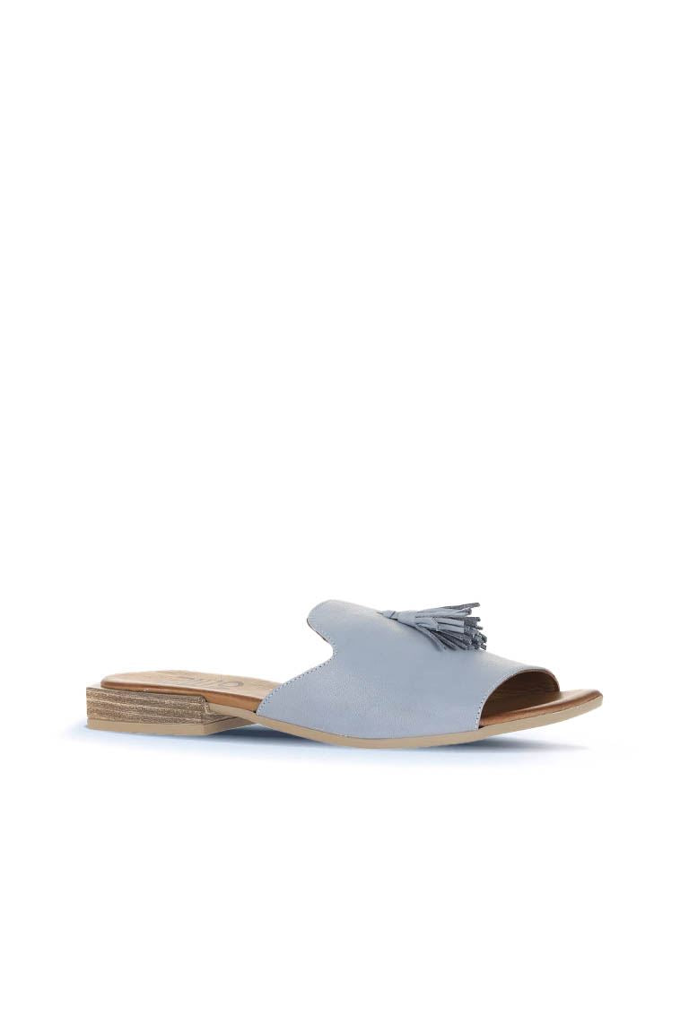 Bueno Women's Leather Flat Sandal