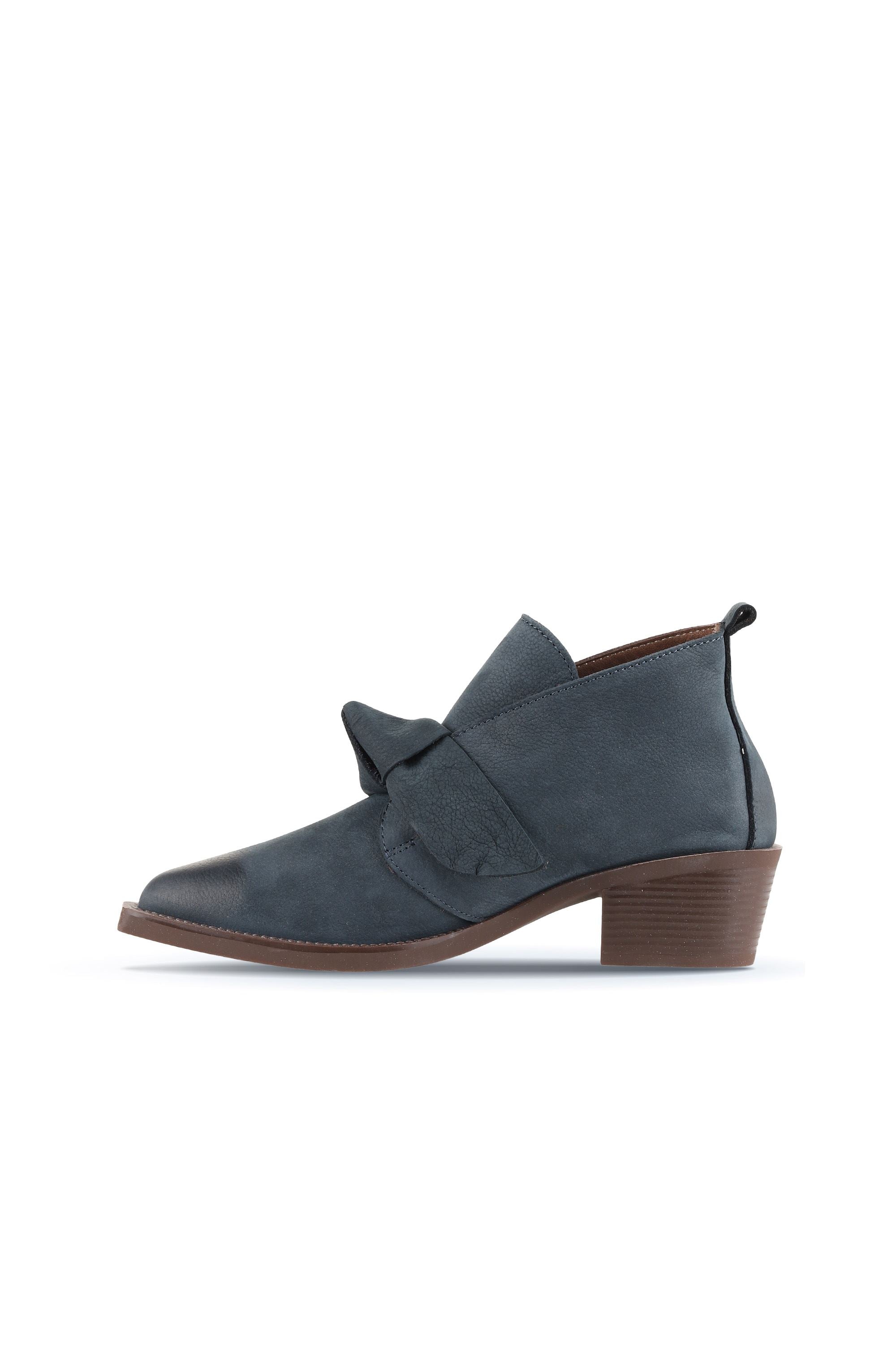 Bueno Women's Leather Heeled Boot