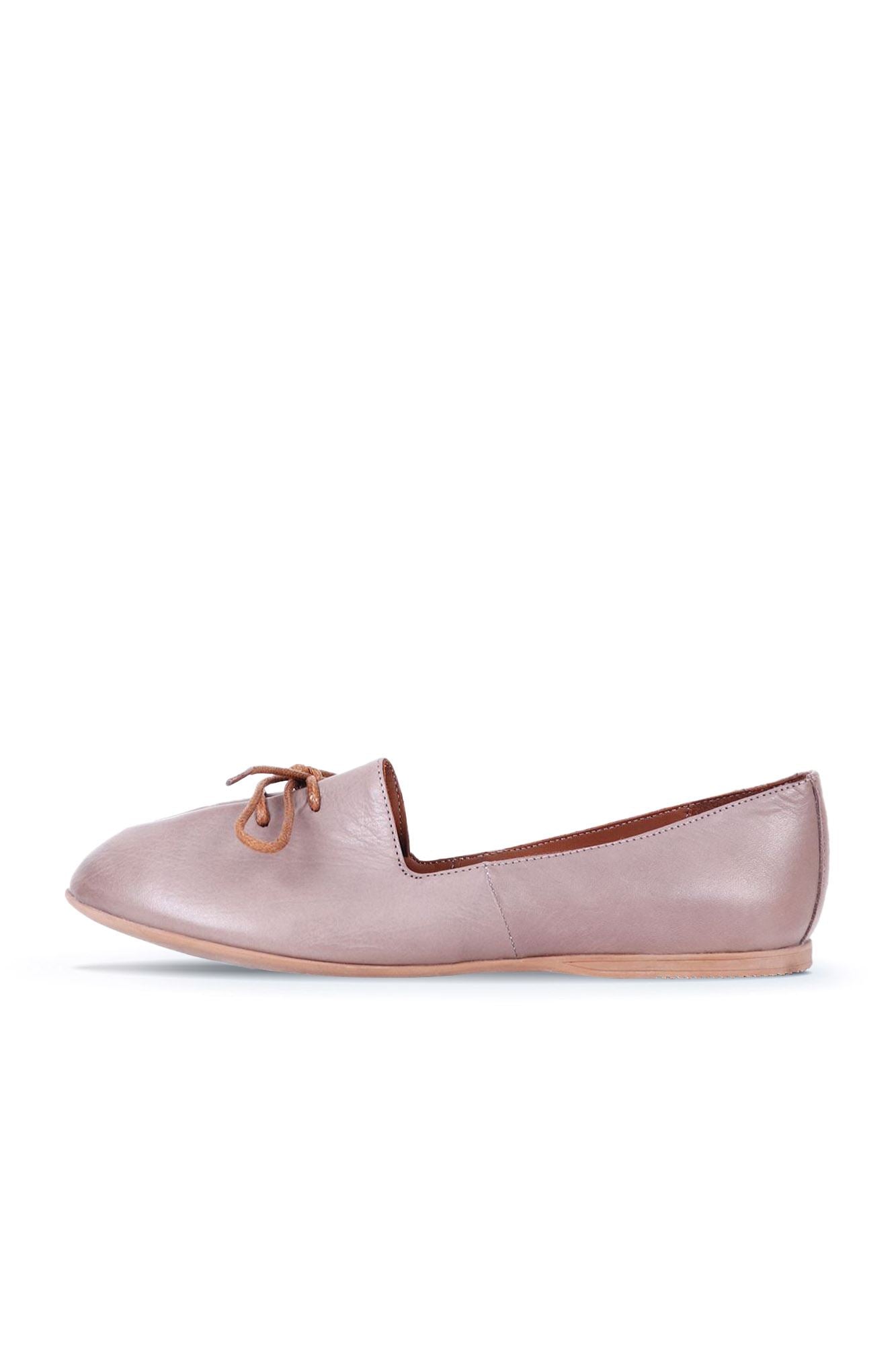 Bueno Women's Leather Ballerina
