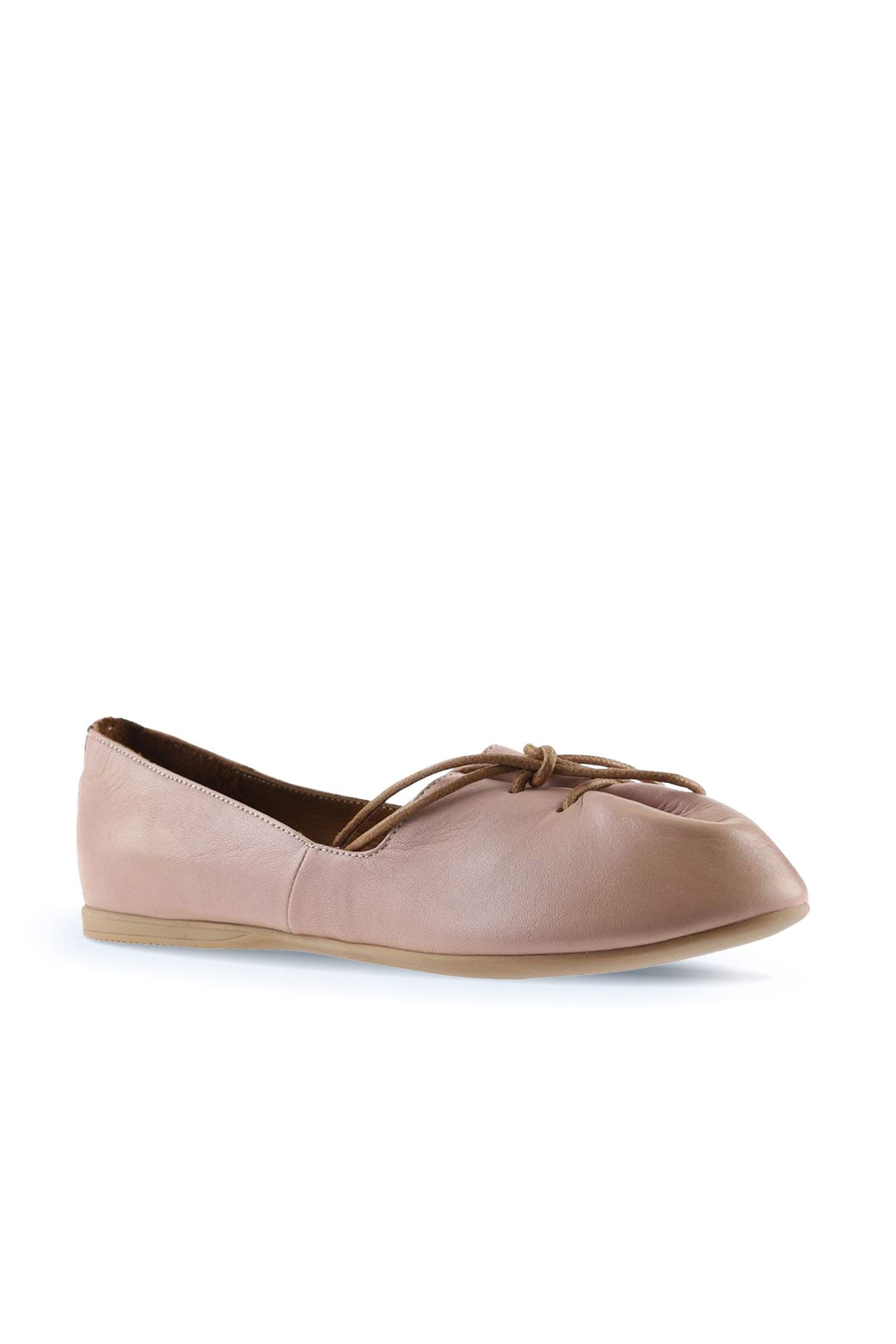 Bueno Women's Leather Ballerina