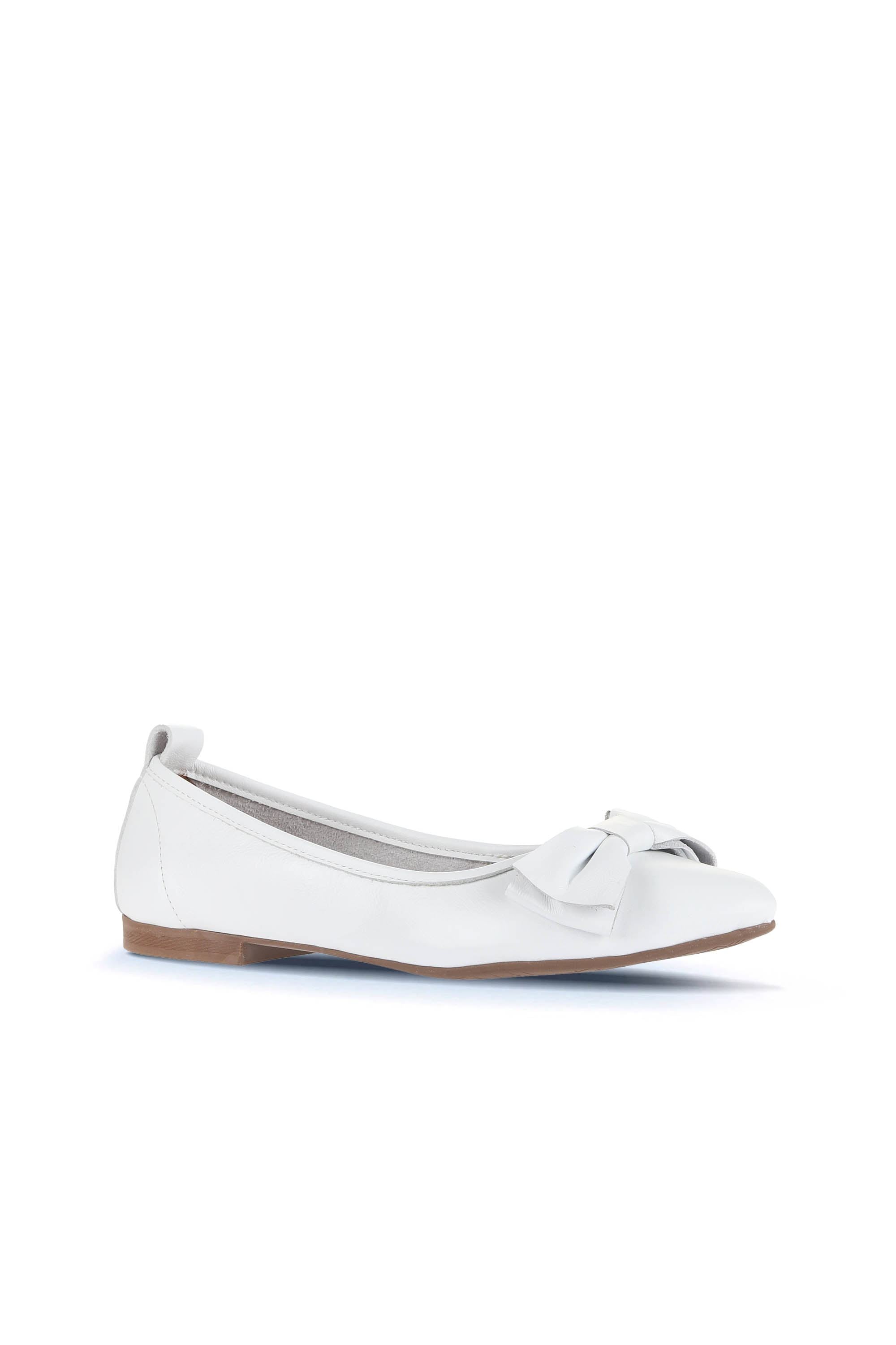 Bueno Women's Leather Ballerina