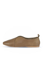 Bueno Women's Leather Ballerina