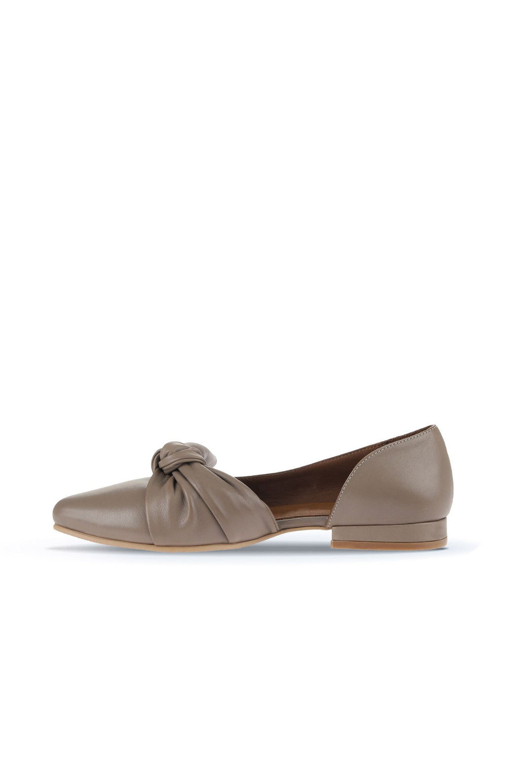 Bueno Women's Leather Ballerina