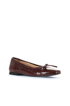 Bueno Women's Leather Ballerina