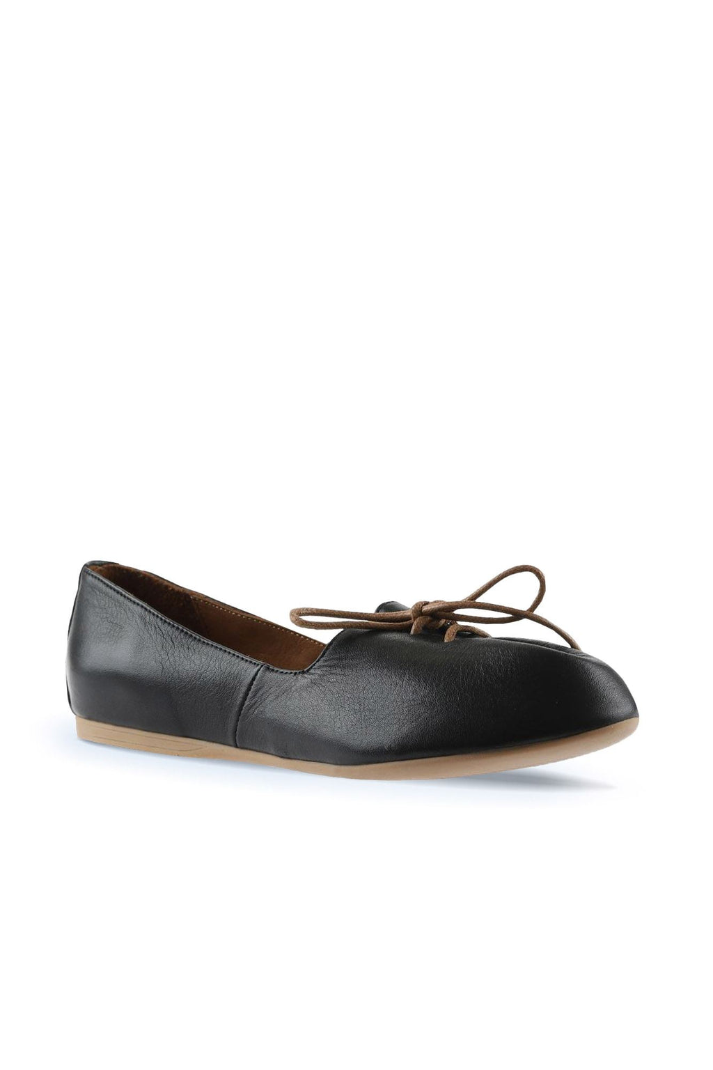 Bueno Women's Leather Ballerina