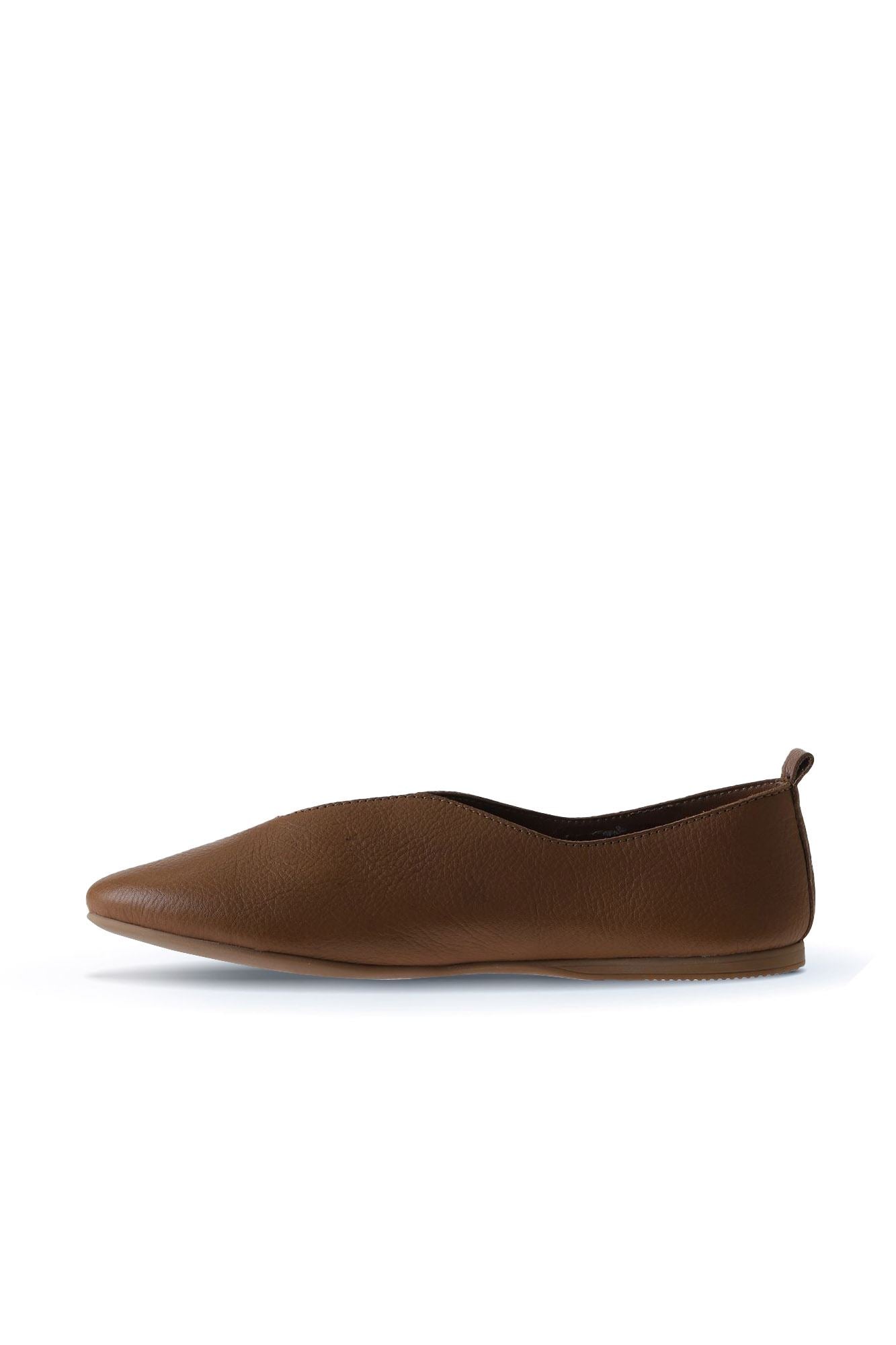 Bueno Women's Leather Ballerina