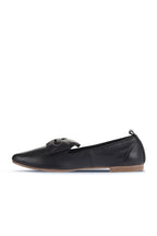 Bueno Women's Leather Ballerina
