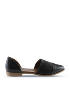Bueno Women's Leather Ballerina