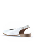 Bueno Women's Leather Ballerina