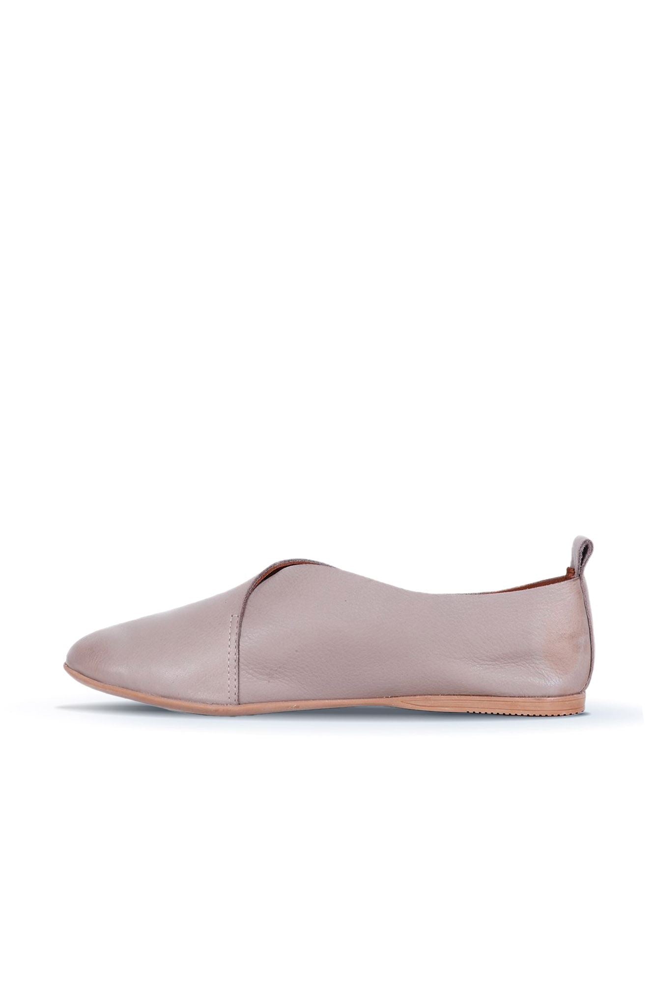 Bueno Women's Leather Ballerina
