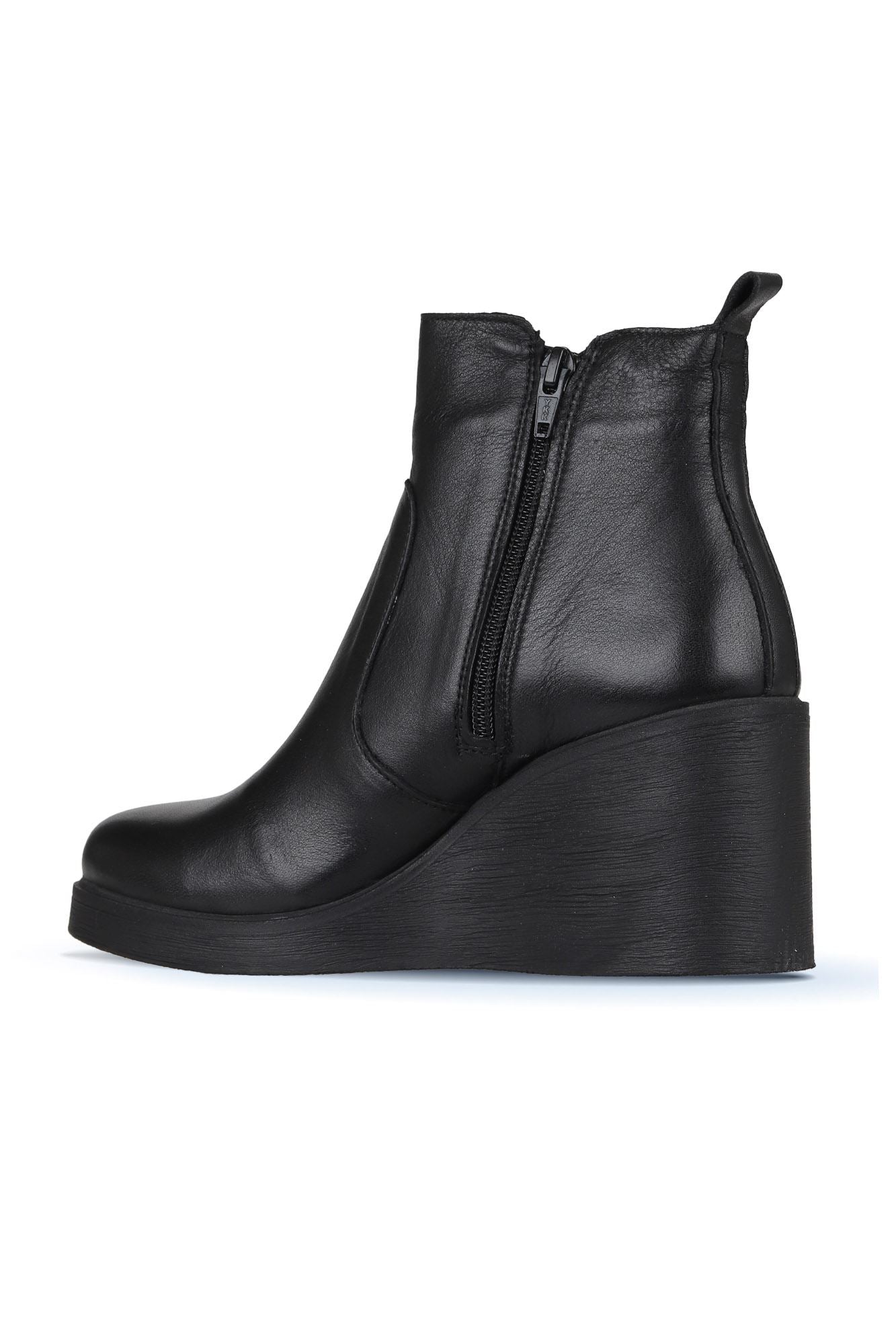 Bueno Women's Leather Wedge Boot