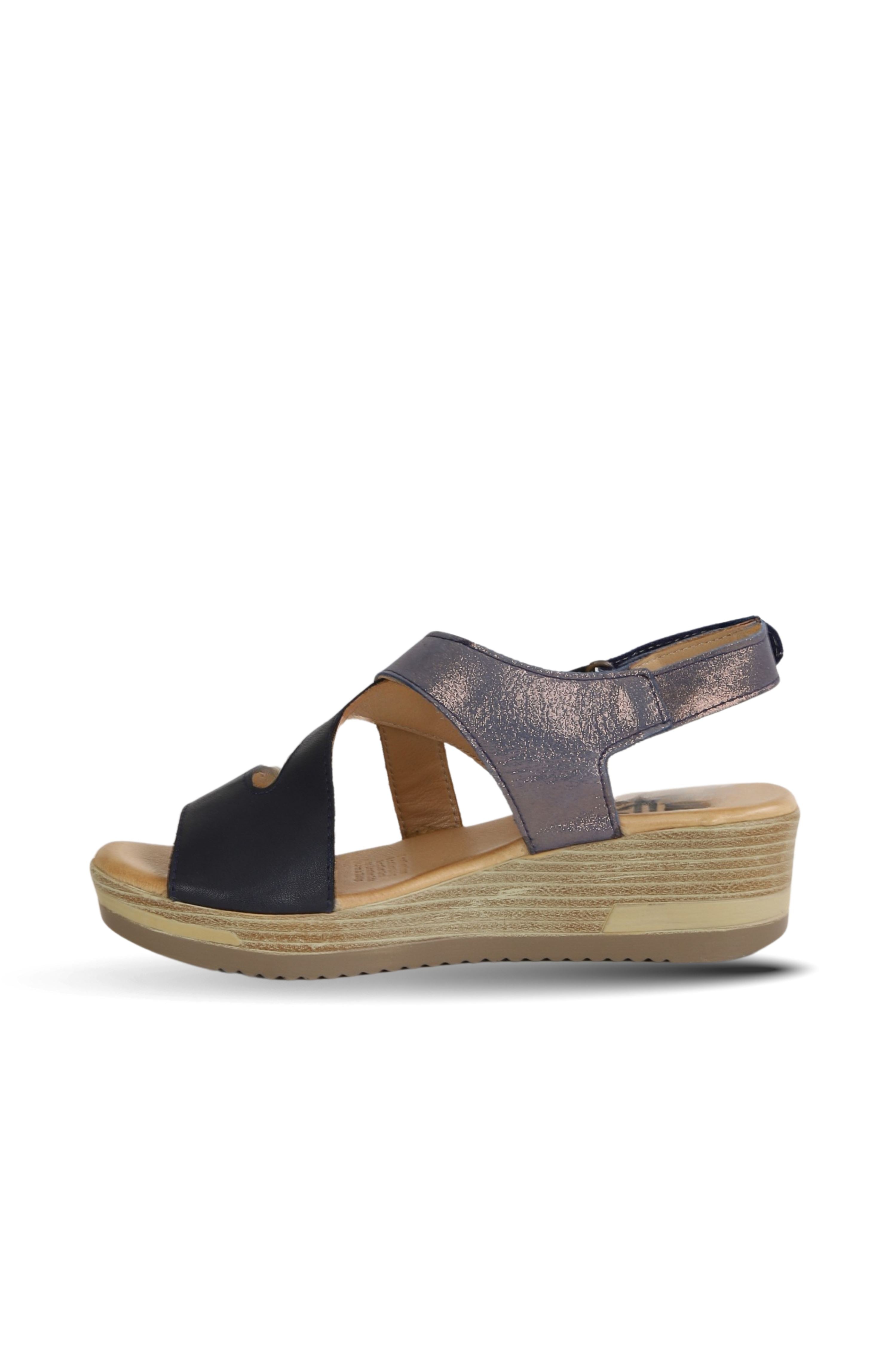 Bueno Women's Leather Wedge Sandal
