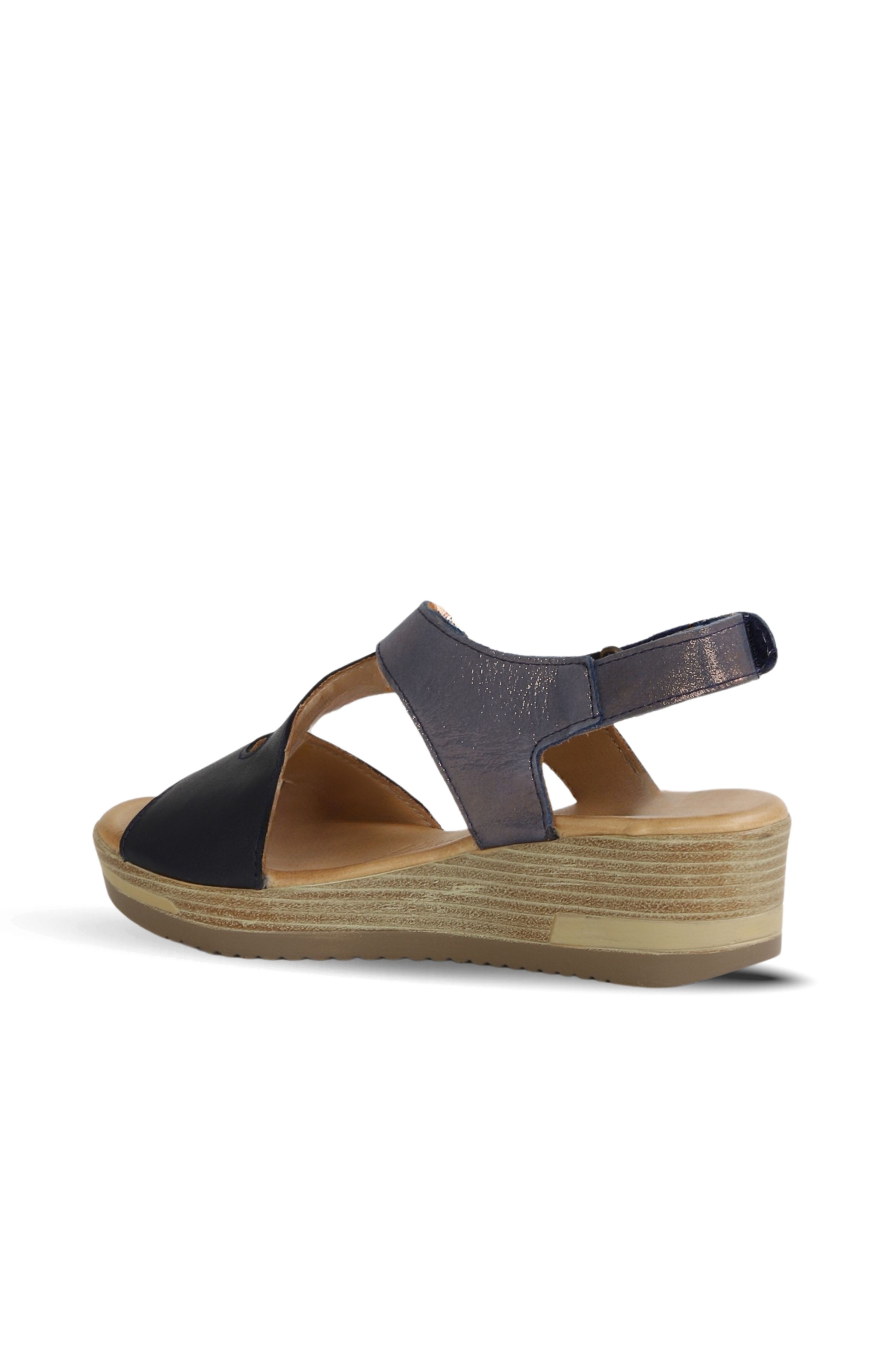 Bueno Women's Leather Wedge Sandal