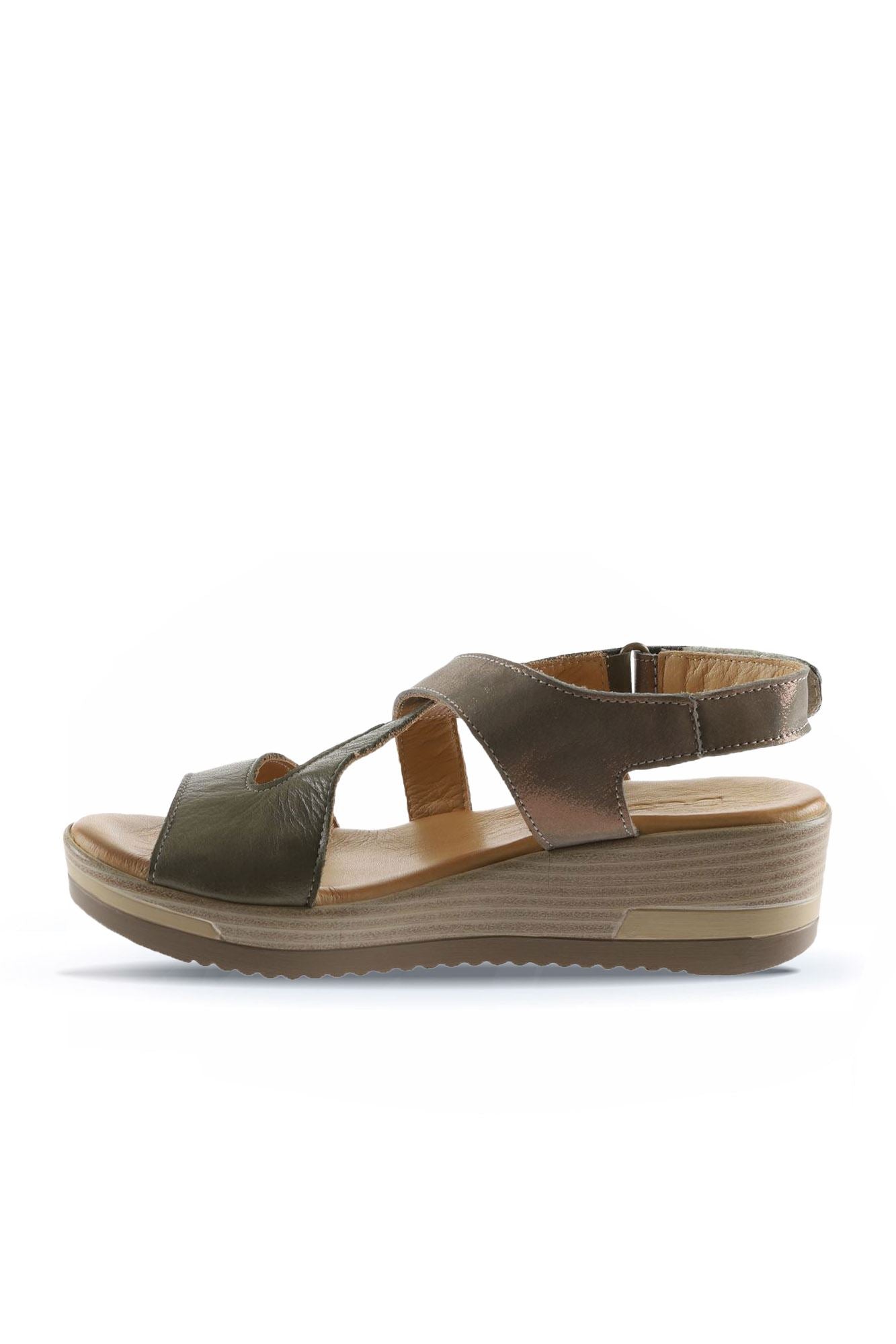 Bueno Women's Leather Wedge Sandal