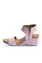 Bueno Women's Leather Wedge Sandal