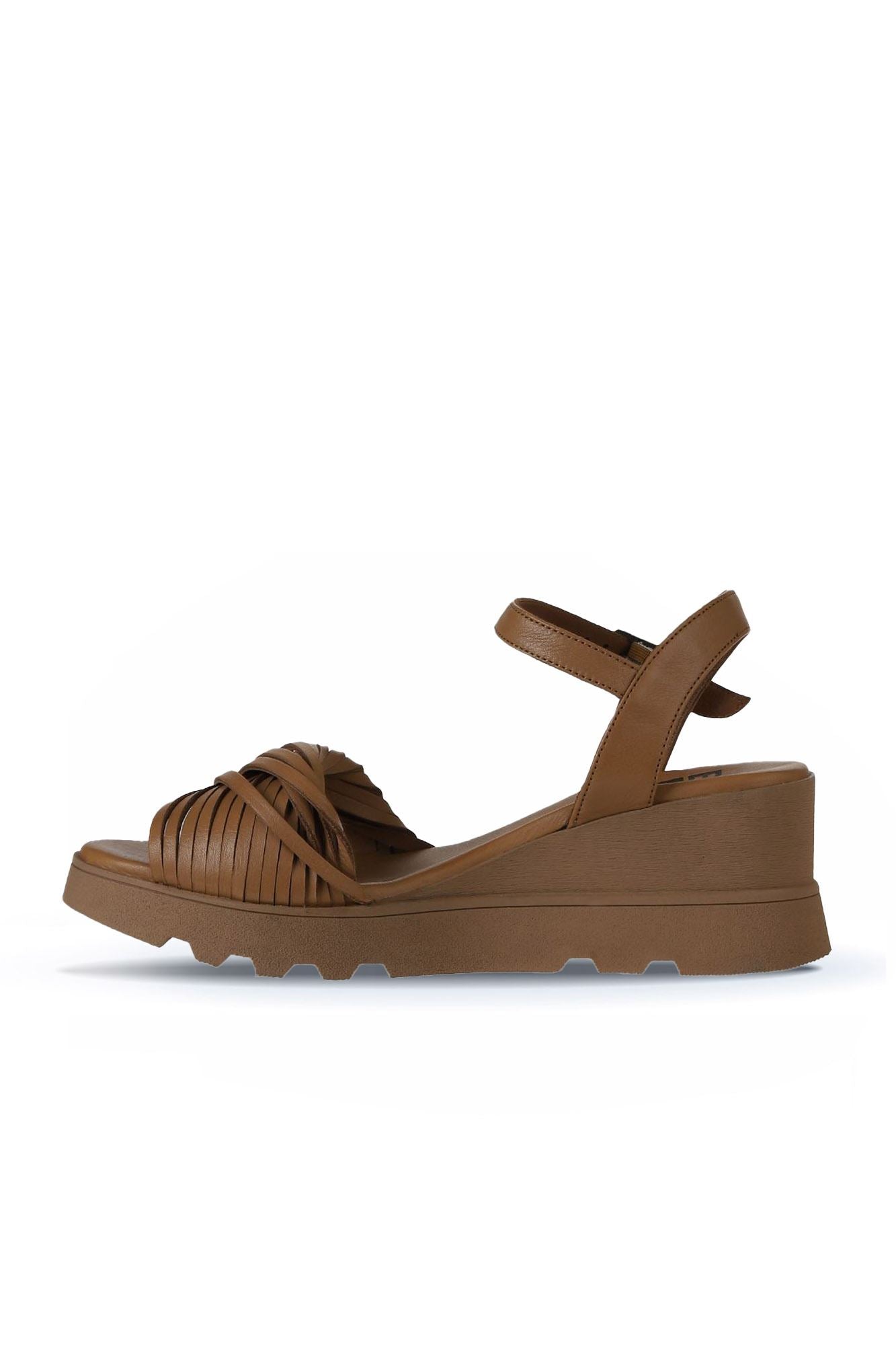 Bueno Women's Leather Wedge Sandal